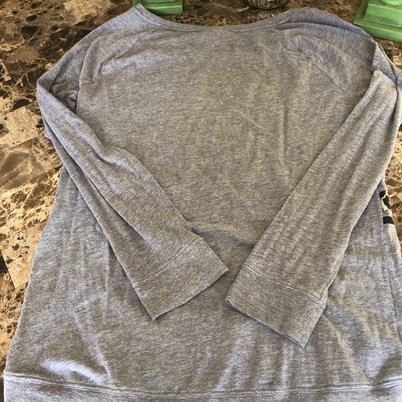 AUTH Victoria’s Secret PINK Long Sleeve M EXCLNT🌺 - Picture 6 of 6